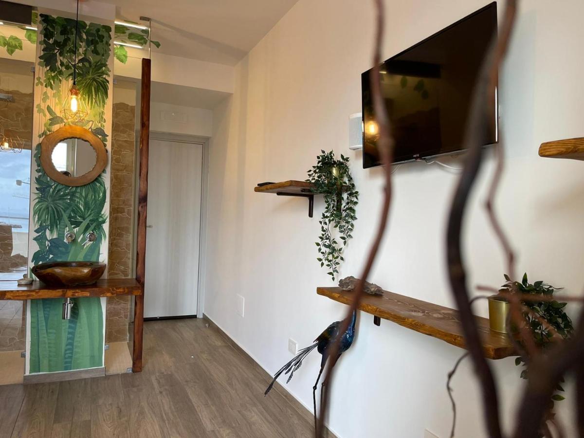 Urban Jungle Rooms Napoli Esterno foto