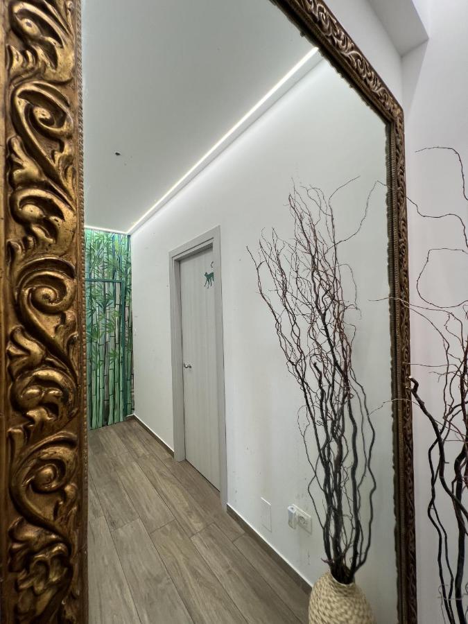 Urban Jungle Rooms Napoli Esterno foto