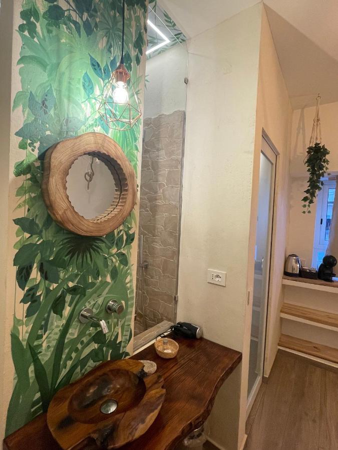 Urban Jungle Rooms Napoli Esterno foto